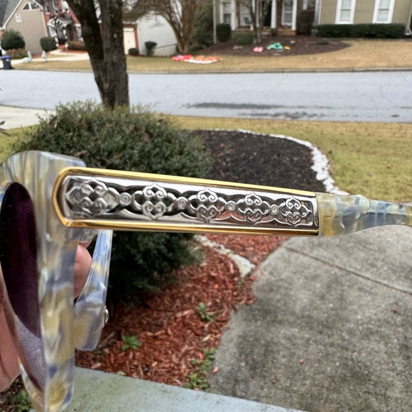 Brighton Intrigue Beach Sunglasses - Picture 4 of 10